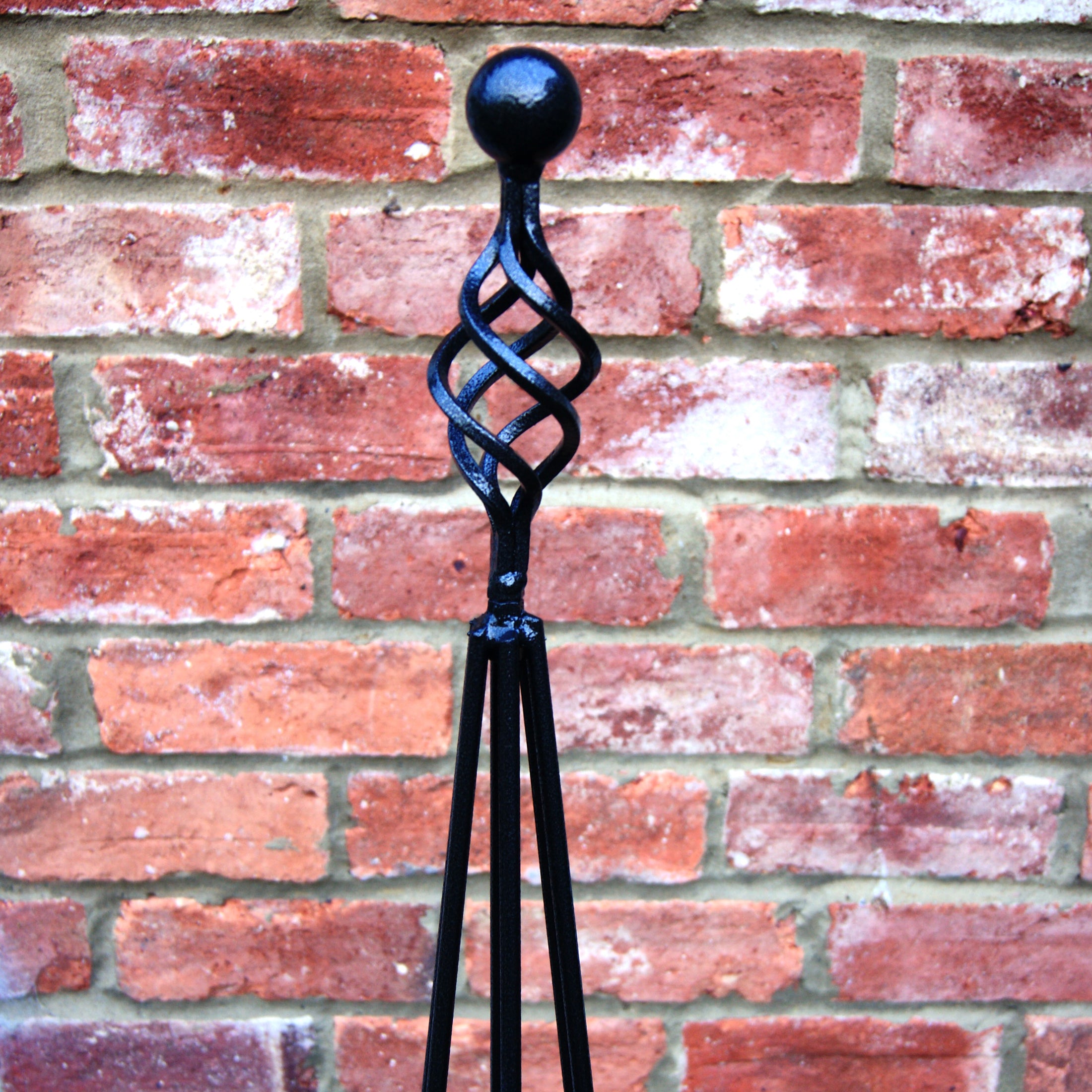 Black Steel Garden Plant Support Obelisk Multiple Sizes